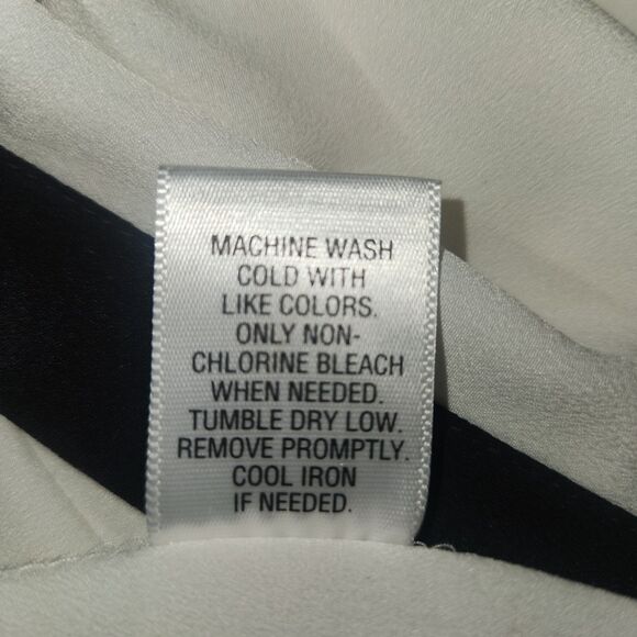 APT. 9 White and Black Color Black Office Career Blouse Womens Size Large - Picture 5 of 6